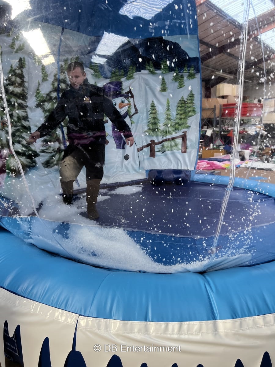 Christmas Giant Inflatable Snow Globe Hire - Inflatable Funfair ...